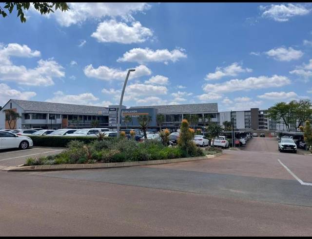 BUSINESS PROPERTY TO RENT IN MIDSTREAM ESTATE